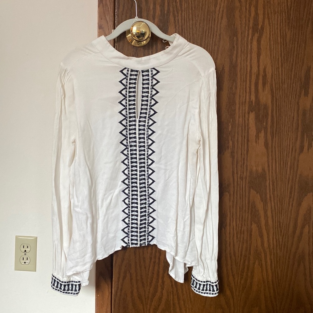 Long sleeve blouse